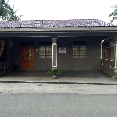Aiman Homestay 마랑 외부 사진