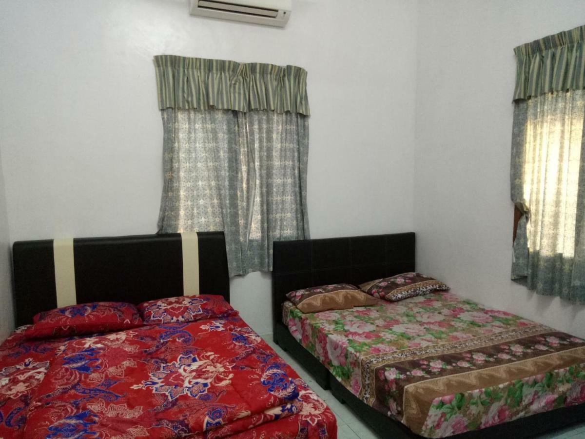 Aiman Homestay 마랑 외부 사진